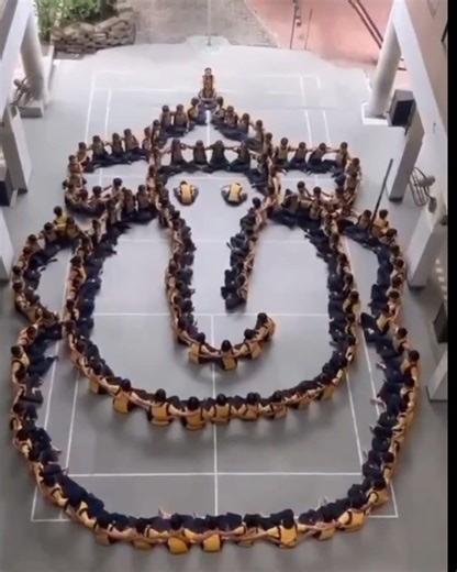 Om Gum Ganapathiye namaha | school childrens 🤩art, good to see sanaatan ☸️ dharma