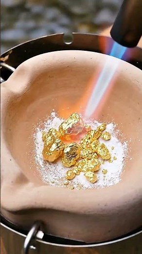 How to Identify Real Gold in Rocks 🪨#experiment #asmr #satisfying #shorts