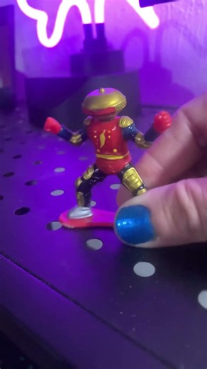 Mighty Morphin Power Rangers collectible mini figure Alpha five