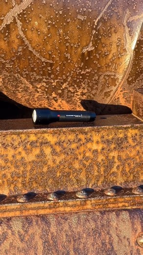 One flashlight. Four colors. Endless control. 🔦 The LEDLENSER P6R Core QC delivers focusable light with white, red, green, and blue modes—built for precision, night vision, and critical moments. Ledlenser #Ledlenser #LedlenserP6R #P6RCoreQC #FlashlightGear #EDCTorch #OutdoorLighting #MultiColorLight | Ledlenser