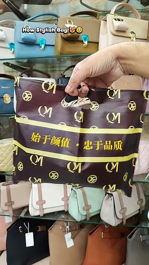 Mini Rainbow on Instagram: "Most Beautiful Ladies Handbags #foryou #crossbodybag #handbags #fyp #viral"