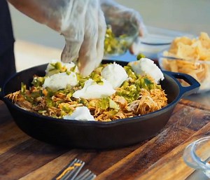 Chipotle Chicken Dip Recipe | Kingsford™