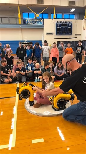 The Hovercraft Project on Instagram: "#STEMeducationforkids #STEMeducator #STEMlearning #STEMactivities #InteractiveLearning #hovercraft #FutureScientists #GirlsinSTEM #STEMactivitiesforkids #STEMchallenge #STEMinspiration #STEMcommunity #TeachingTools #InspiringYoungMinds @sandycreekcsd"
