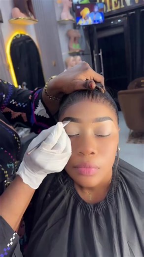 Tuto Makeup : Apprenez les Techniques de Maquillage