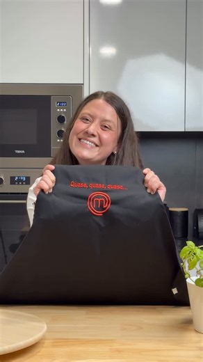 Marli Silva on Instagram: "Eu estou no TOP 16 do @masterchefportugal e vocês são os culpados! OBRIGADAAAAA ❤️ #masterchef #masterchefportugal #cozinha #obrigada"