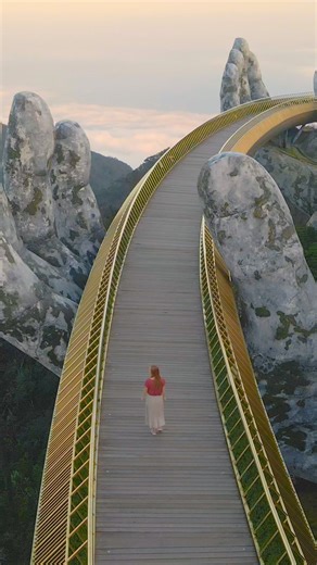 New Voyages: Sail through enchanting Asia. Discover ancient treasures, modern marvels & exotic locations in Winter ‘25 | The Ritz-Carlton Yacht Collection