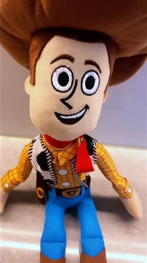 Toy Story - Is This Woody Plush Worth Winning? | Toy Story Vending Machine Find!