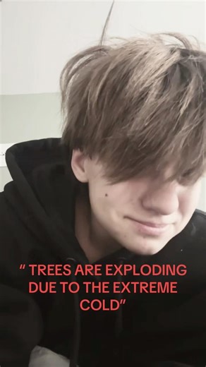 EXUSE ME- #fypシ #whytfisitsocold #newengland #winterstorm #freezing_my_ass_off