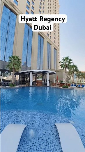 Hyatt Regency Dubai Creek Hights #dubai #hyatt #uae #hotelpool #pool #sunrise #hyattregency