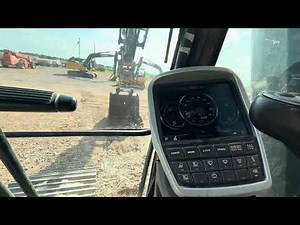 Geith Hydraulic Quick Attach: How To Operate On Hyundai 300 Excavator