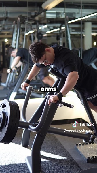 Effective Training Workouts for Men at the Gym