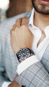 The Longines Master Collection perfectly embodies the values of excellence and elegance. Discover this remarkable collection here: https://bit.ly/30mR9xx | LONGINES