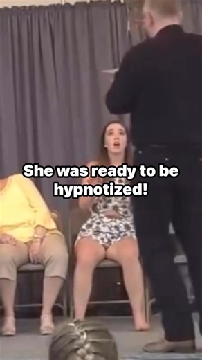 She was ready to be hypnotized! #comedy #comedyshow #hypnosis #reels #funny #funnyvideos | Worlds Coolest Hypnotists