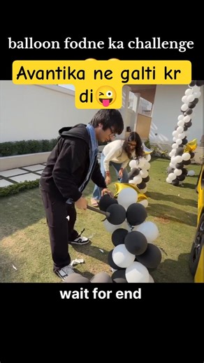 Balloon fodne ka competition 😜! || Sourav Joshi Vlogs || #shorts #youtubeshorts