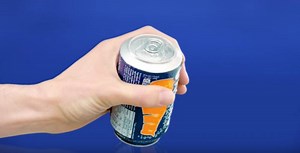 17K views · 474 reactions | Orangina crée une canette inversée pour nous inciter à bien secouer la pulpe | Dans Ta Pub | Facebook