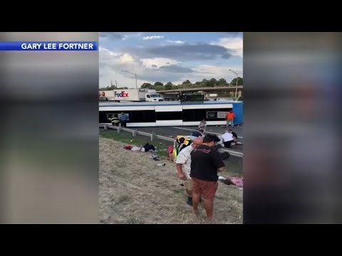 2 killed when Megabus overturns on NJ Turnpike outside service plaza