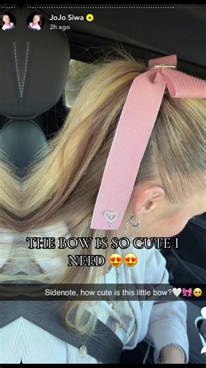 Can we have the bows now pretty please with a cherry on top!!! 😍😍😍@Joelle Siwa @Chris Hughes