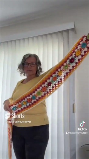 BOHO flower scarf ✨From Scrap Yarn to Blue Ribbon 😘 SUPER EASY Pattern for Beginners