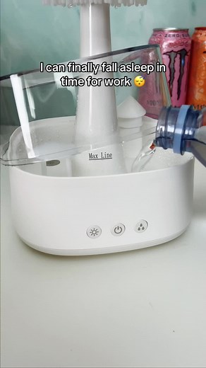 No more toss and turning until 5am, with the Dream Cloud you can fall asleep faster 🌧️ More in bio! ☁️ #insomnia #cantsleep #giftideas #sleephack