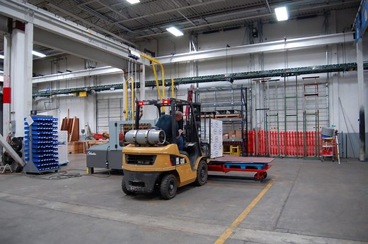 Load Transfer Stations: LTS-C - Columbia Palletizing