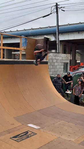 Lista! 🔥 Se logró tener esta 💎 de spot en la baja Gracias a los que lo hicieron posible sobre todo a @welderdaveclark y @bajamigos, esta comunidad tiene buen futuro por ustedes! @mexablading @hechicera_sk8wx #roller #inlineskate #skate #bajamigos #k38 | Zein Rs