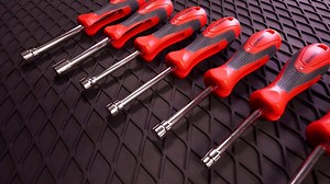 33 reactions | Check out the video for the Crescent® Quick-Convert T-Handle Nutdriver Set! | Crescent Tools | Facebook