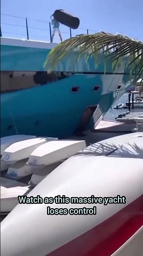 Epic yacht docking fail.. yacht accident caught on camera a luxury yacht crash at marina😱