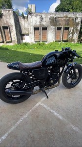 35K views · 477 reactions | its “The Venom” world class cafe racer by Old school custom 1977 base bike pulsar  #oldschoolcustom1977 #thevenom #bobberbike #hondacbx750 #caferacerbd #bestcustombike #roadmaster200 #bobber #cg125modified #custombikebd #hondacg125custombike #honda #pulsar150mudified #superhit #caferacer #1977 #oldschool #fashion #worldfashion #trending #oc #reels #bikemagazine #viral #superbike #scrambler #caferacer | Old school custom 1977 | Facebook
