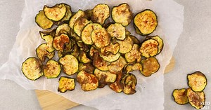 Easy Keto Air Fryer Zucchini Chips Low Carb Recipe (3 Net Carbs) | KetoVale