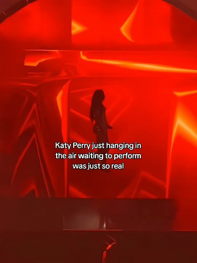 Katy Perry's Iconic VMA Performance in 2025