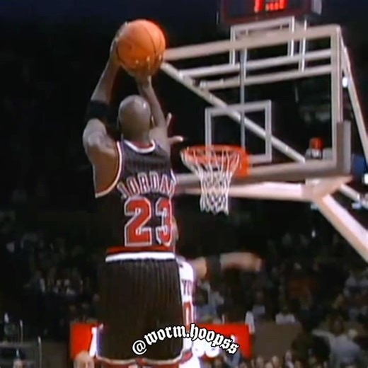 96 bulls edit | triangle offense