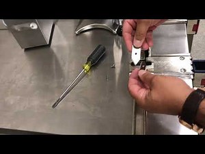 Forbes Hever & Wallace: Edlund #1 can opener