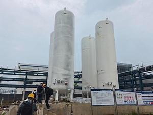 [Hot Item] ASME Vertical Large Water / Chemical / Liquid CO2 /Fuel Storage Tank ISO 9001