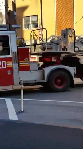 19K views · 411 reactions | FDNY LADDER 20 ENGINE 55 LOUD HORNS SIRENS Start Up shorts firetrucks littleitaly soho | WestCoast Fire Media | Facebook