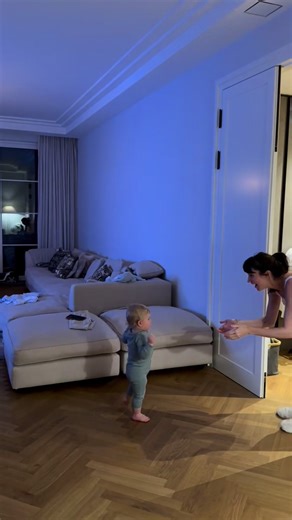 I have a munchkin on the loose!!!! #firststeps