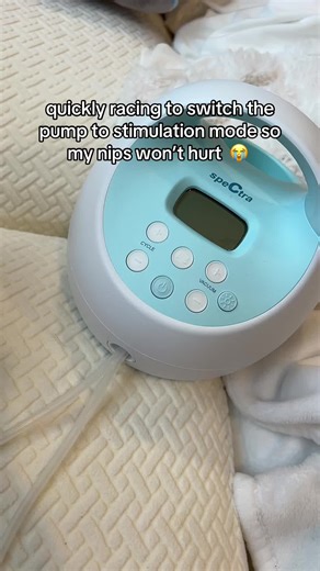 Breastfeeding Tips for Pumping Moms