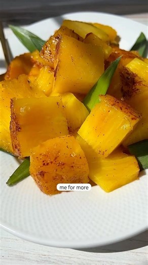 This EASY Brazilian #Grilled #Pineapple 🍍 Will Change How You Eat #Fruit! 🔥 #shorts #shortscooking