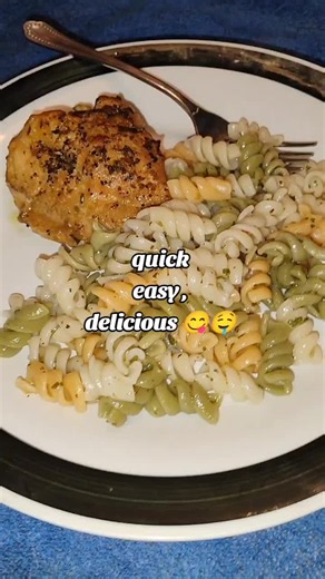 classic pasta salad , with slow cooked chicken marinated in some Brianna's marinades rusted garlic and herbs