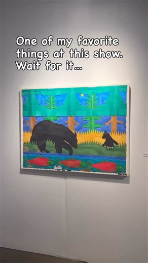 StreetArtGlobe ™ 😱 on Instagram: "Seattle artist Bill Braun creates hyperrealist, trompe l’oeil acrylic paintings. His paintings are colorful and childlike - appearing three dimensional by tricking the viewer’s eye. What appears to be the ingredients for a third grade art project of cut out construction paper, masking tape, staples and brown craft paper loosely assembled on the wall is in reality a tight and precise execution of acrylic paint on a flat canvas. What do you think? 🤷🏽‍♂️ Via @sa