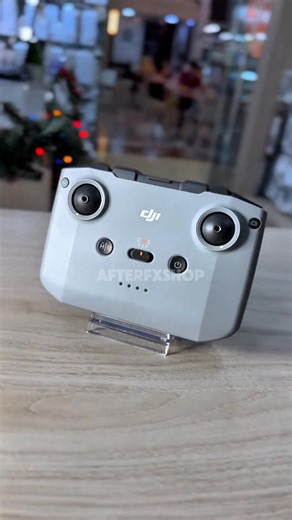 Control the skies!  Get this 2nd hand DJI RC-N3 controller for your Neo/Air 3/Mini 4 Pro! Great deal! #shopeehaul #ElectronicsZone #DJI #dronelife | Mohd Helmy Waginin | Facebook