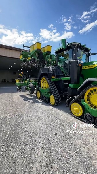 Popcorn going in the ground, soon? #farmtok #buckeyefarmer #johndeere