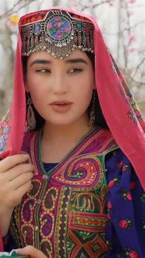 Pashto Beautiful Girl, #پشتو #dance #aisongs