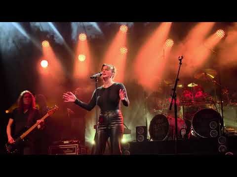 Rhiannon - Fleetwood Mac, by The Classic Rock Show 2026, Live in Salisbury