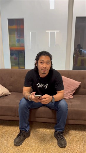 [English Below] បេសកកម្មប្តូរប្រេងម៉ាស៉ីន elf ឥតគិតថ្លៃរបស់យើងបានដល់ទៀតហើយ! ជួបគ្នានៅថ្ងៃទី ១៤ សីហា ២០២៥ នៅ​កន្លែងជួសជុលម៉ូតូ​ ជាង ថន នៅជាប់រង្វង់មូលគួរស្រូវ។ 📍ទីតាំង https://maps.app.goo.gl/h5pyHBxCGrR65bwbA Don't miss out!! Our elf Tuk Tuk Parade Mission is returning. Join us on August 14, 2025 to get your lubricant changed for free. !#elf_Lubricants_Cambodia #elfGoWithPassion #elfMOTO4OLD #elfTukTukParade #elfCambodia #freelubricantchange | ELF lubricant Cambodia