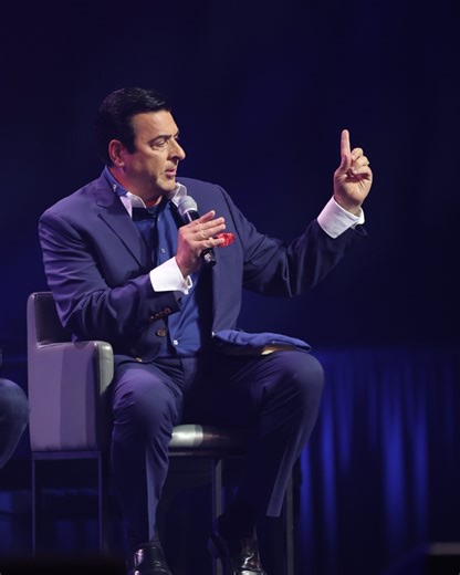 Hank Kunneman brings it back to discipline and direction. Watch your words. Don’t magnify giants, movements, or ideologies as if they outrank God. Stay active, stay engaged, keep voting—and keep moving forward. At the same time, Hank warns against getting swallowed by conspiracies and noise, especially around AI. Truth still matters. Discernment still matters. Fear is not a strategy. Momentum is. What’s one area where you need to tighten your words or refocus your energy right now? | FlashPoint