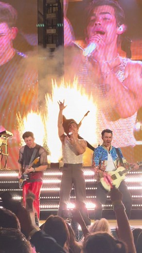 Lovebug- Remember This Tour 2021 #joejonas #jonasbrothers #music #rememberthistour #nickjonas #concerts #kevinjonas
