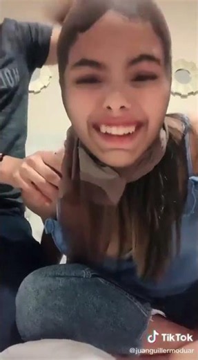 Pantyhose head 02