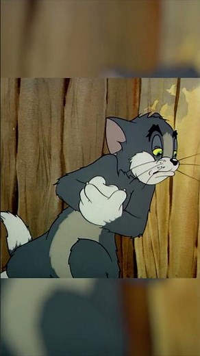 Mamá gallina al ataque 🐥 #TomyJerry 🐱🐭 #seriesclásicas #cartoonnetwork #shorts