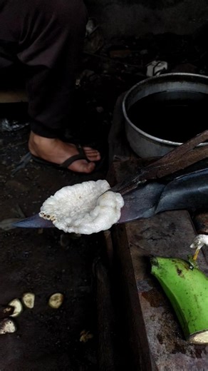 agricultural tools can also be used to bake crackers #medievalblacksmith #lucu #viral #fyp