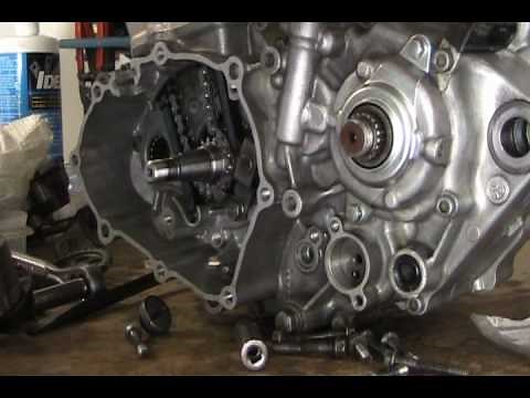 Part 19: 4 stroke installing cam (timing) chain tensioner. YZ250F example